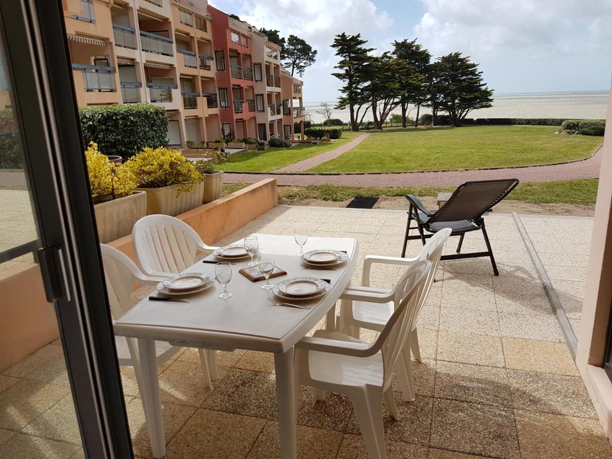 Appartement En Rdc Avec Terrasse Face A La Mer Pornic Eksteriør bilde