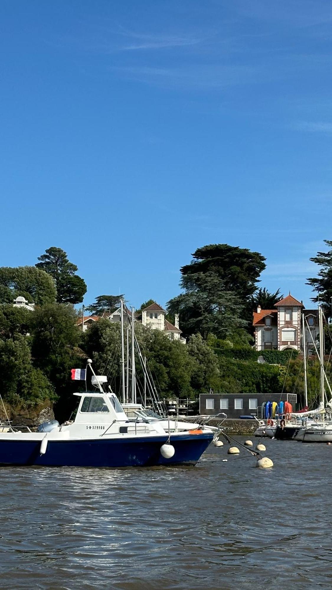 Appartement En Rdc Avec Terrasse Face A La Mer Pornic Eksteriør bilde